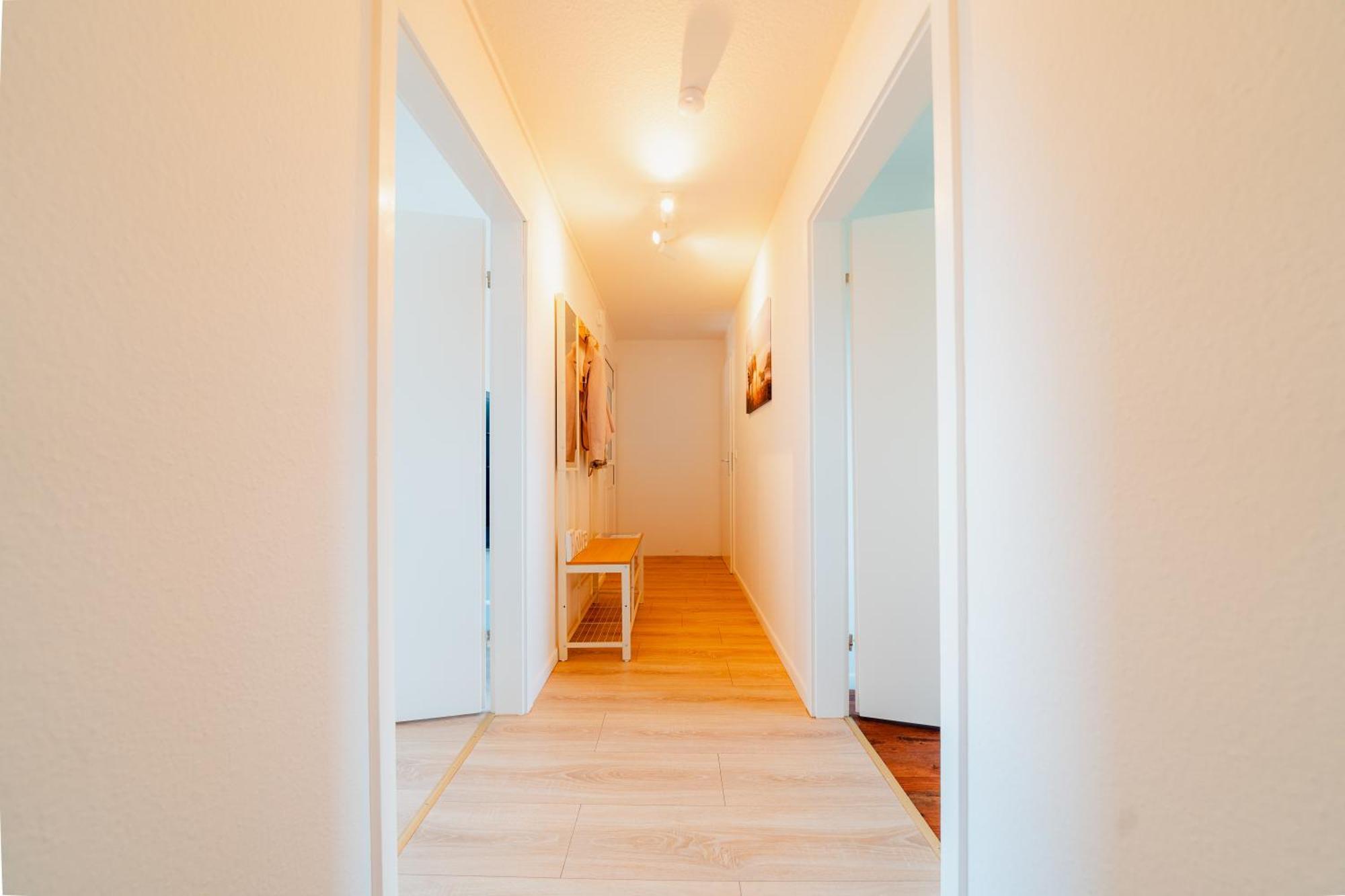 Zentrale Wohlfuehlwohnung - Ideal Fuer Ihren Urlaub Oder Die Geschaeftsreise Magdeburg Bagian luar foto